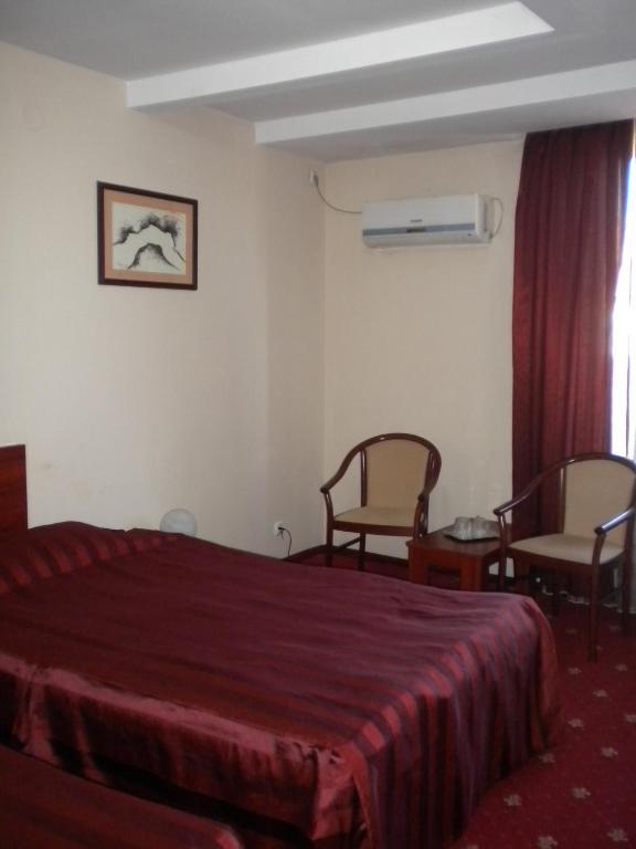 Hotel Ary Клуж-Напока Екстериор снимка